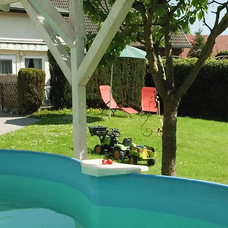 Daire Cosy In Neuburg With Pool Neuburg (Mecklenburg-Vorpommern)